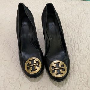 Authentic Tory Burch Wedge. Gorgeous